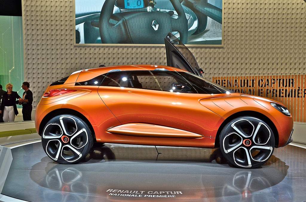 Pajangan mobil konsep Renault Captur di ajang pameran otomotif AutoRAI di Amsterdam RAI Exhibition and Convention Centre.