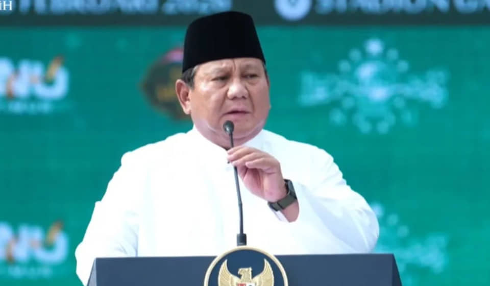 Suasana persiapan akomodasi dan peninjauan lokasi Muktamar ke-35 NU di lingkungan pondok pesantren Jombang, Jawa Timur oleh pengurus PBNU.