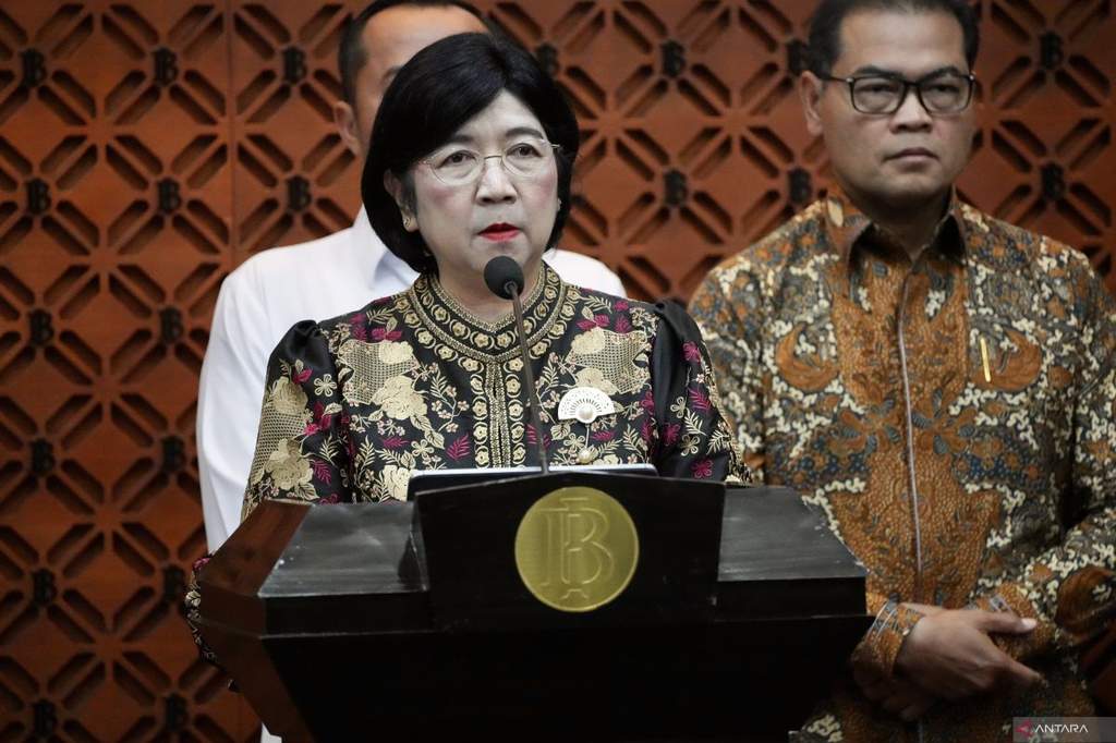 Presiden Prabowo Subianto resmi mengajukan nama Destry Damayanti sebagai calon tunggal Gubernur Bank Indonesia ke DPR RI melalui surat presiden.