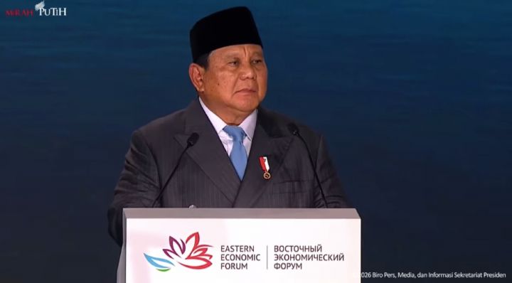 Presiden Prabowo Subianto saat menyampaikan pidato di forum internasional di Vladivostok, Rusia, membahas kerja sama ekonomi bilateral.