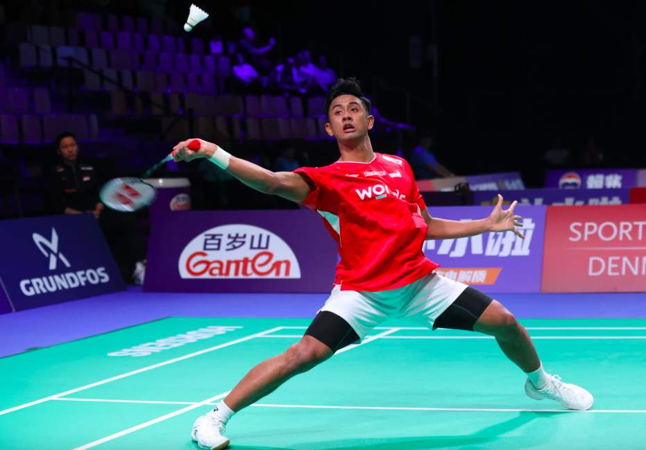 Tim bulu tangkis putra Indonesia tampak kecewa usai bertanding dalam ajang Thomas Cup 2026 yang digelar di arena pertandingan.